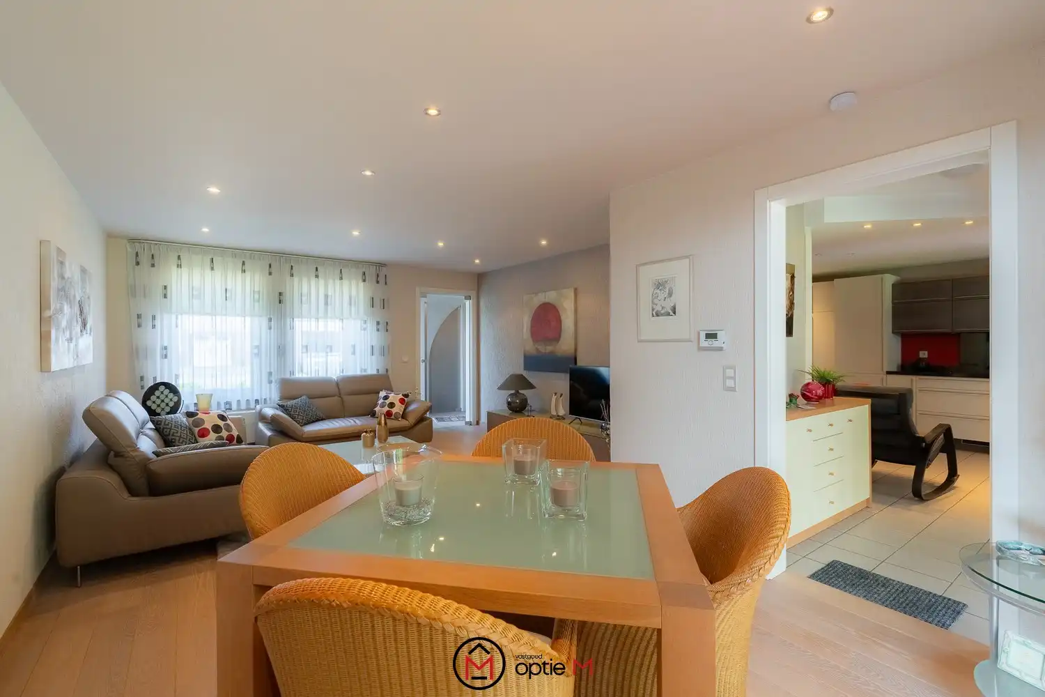 Instapklare woning te koop met mooie tuin in Stevoort foto 7