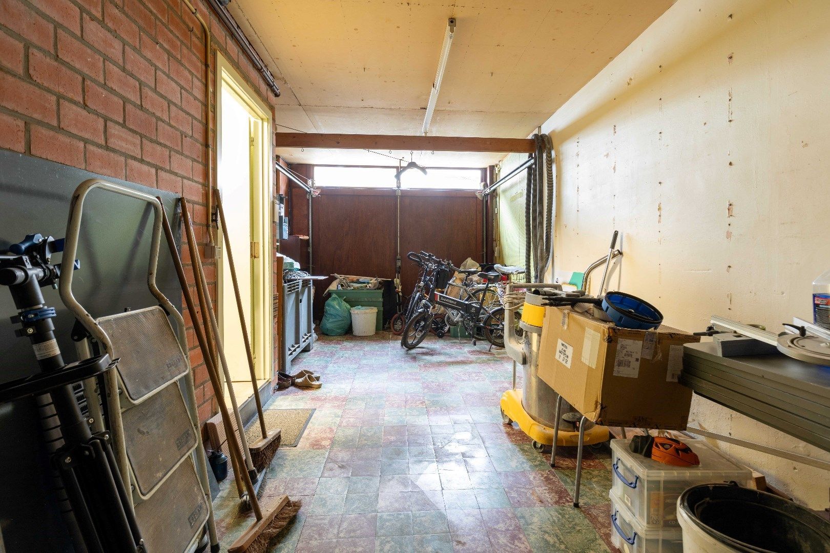 Ruime, praktische woning met grote garage, praktijk en 5 slaapkamers! foto 27