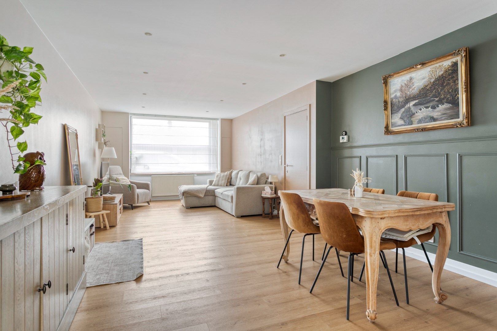 Prachtige instapklare woning met 3 slaapkamers en grote tuin! foto 6