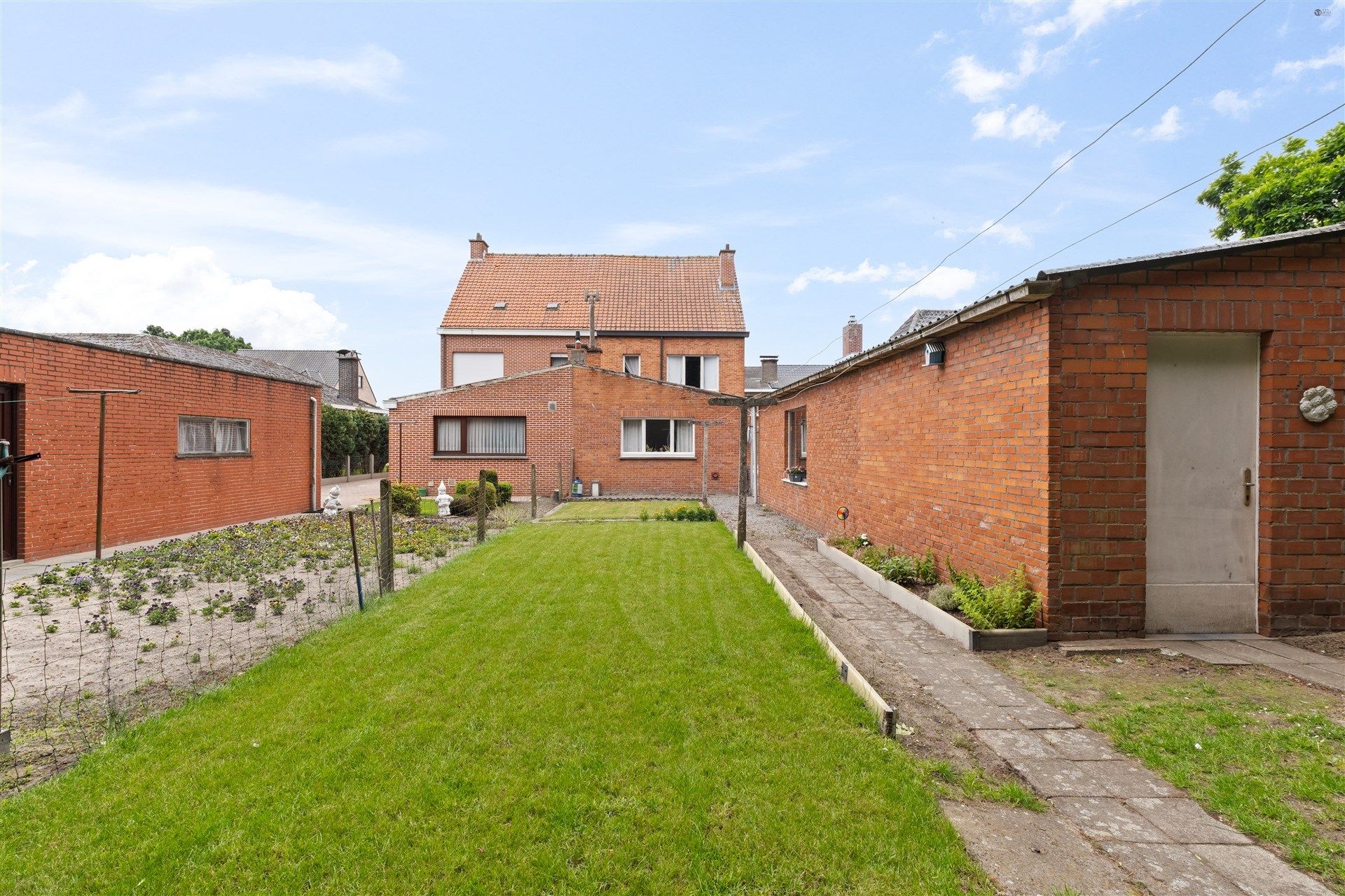Half open bebouwing op 356m² foto 24