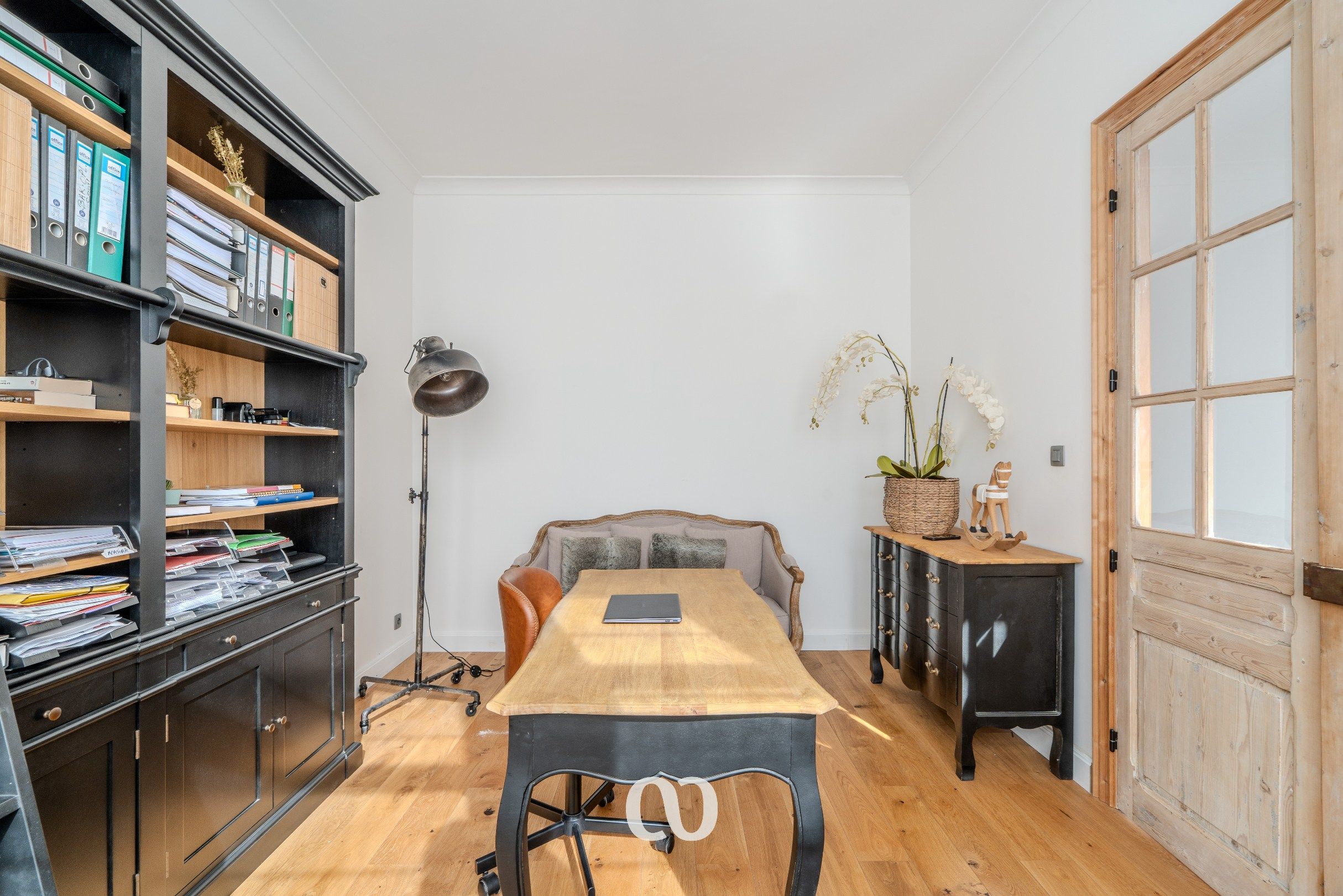Prachtig gerenoveerde herenwoning met zeer veel ruimte foto 11