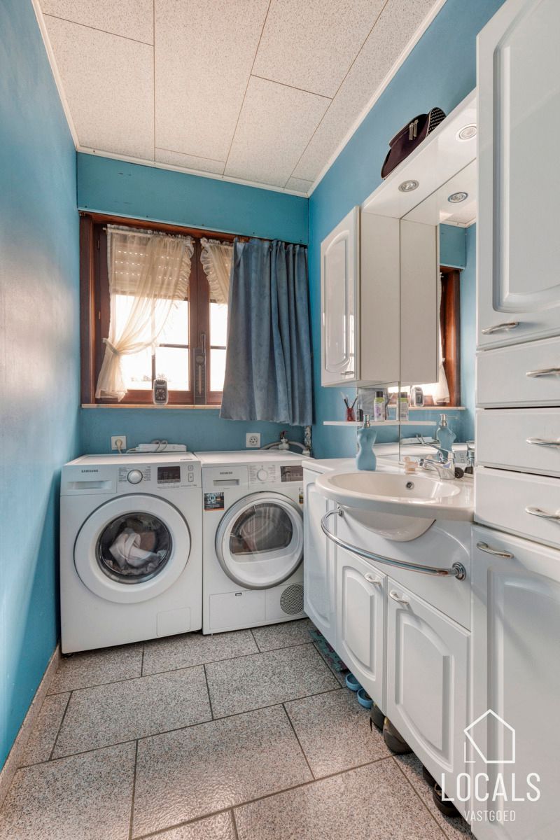 Zeer goed onderhouden ruime open bebouwing te Kerksken foto 9