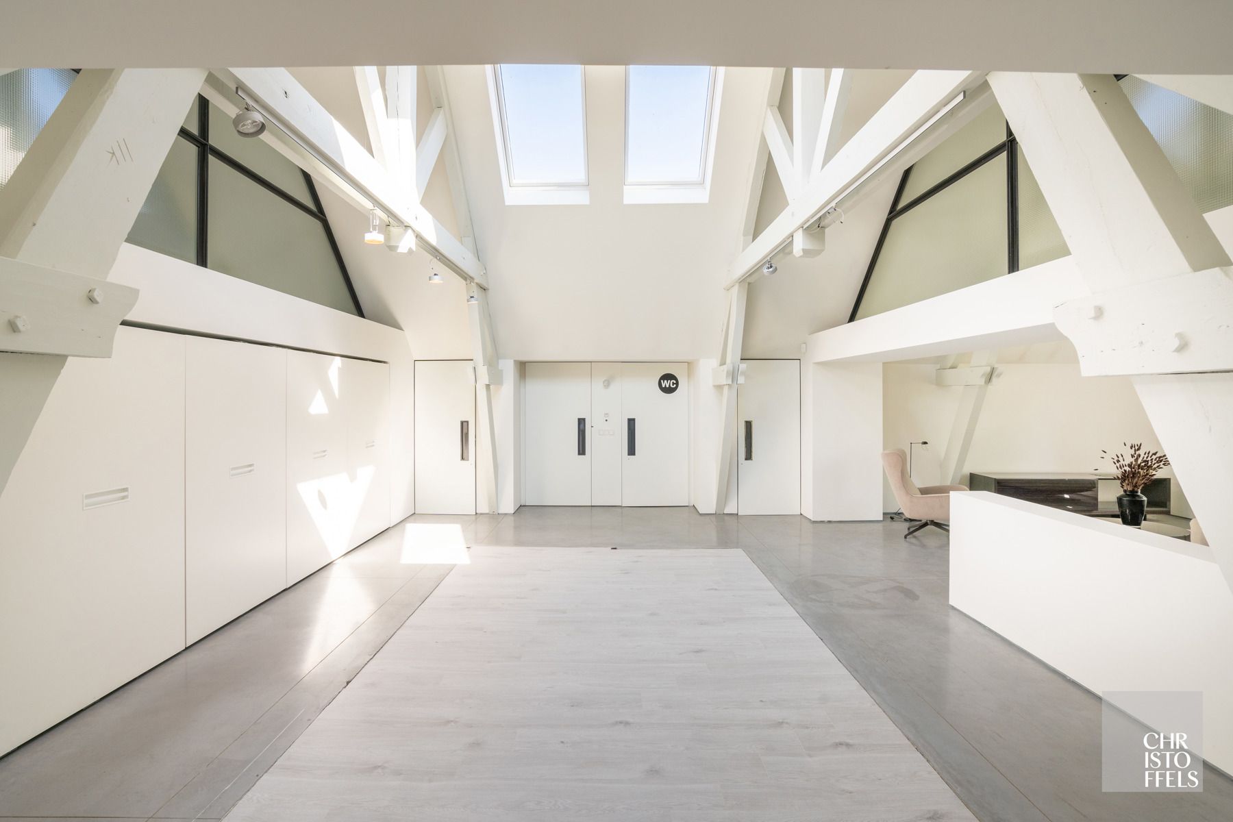 Industrieel erfgoed getransformeerd tot exclusieve loft met een woon/werkoppervlakte van 1.056m²!  foto 25