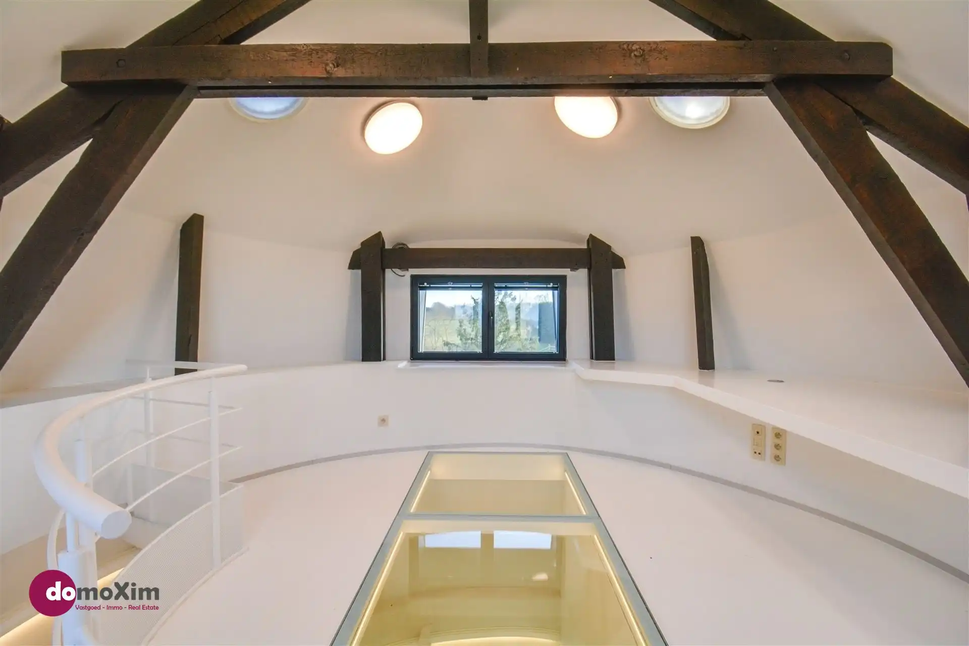 De Oude Korenmolen van Veltem, een unieke villa op een perceel van 47 are foto 17