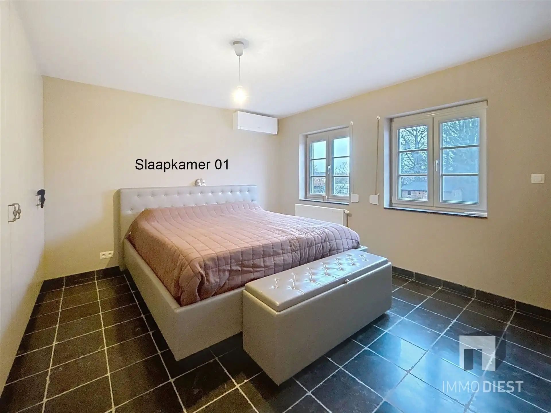 Klasse villa met moderne inrichting in Paal foto 35