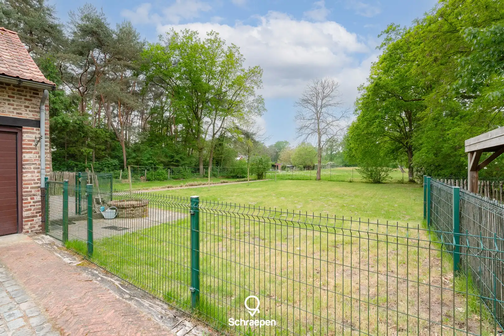 Idyllisch gelegen woning (314 m²) op een riant perceel van 50 are te Hasselt! foto 30