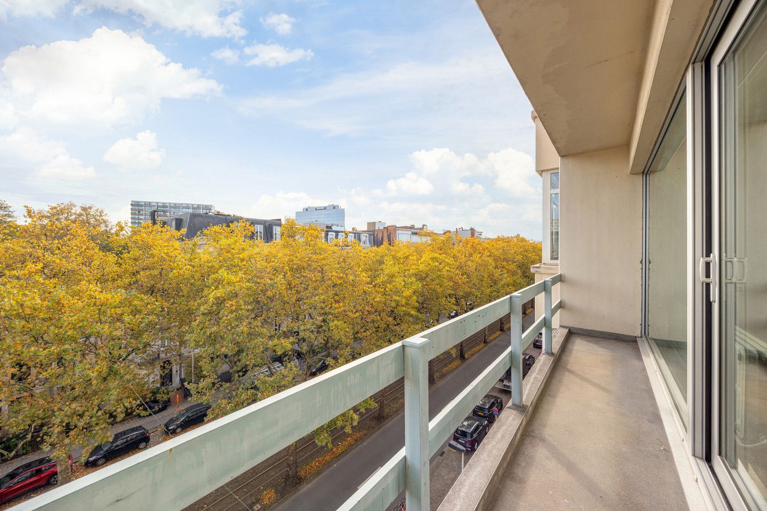 Instapklare studio met aangenaam terras (50m²) op toplocatie aan de Jan van Rijswijcklaan foto 8