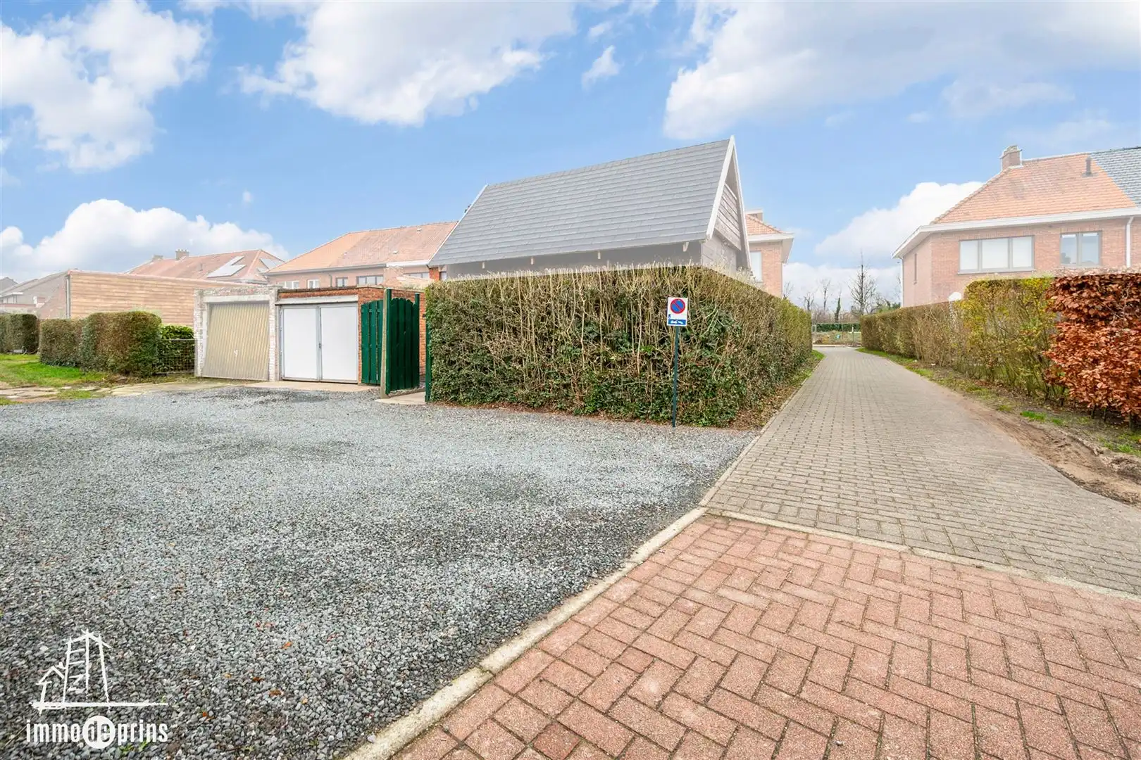 Woning met garage foto 25