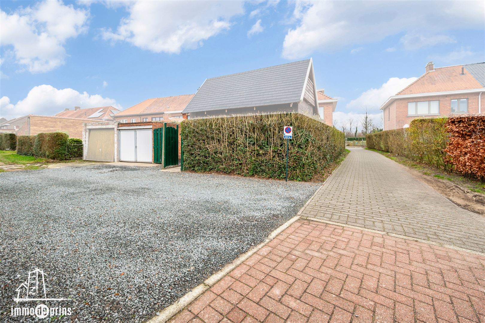 Woning met garage foto 25