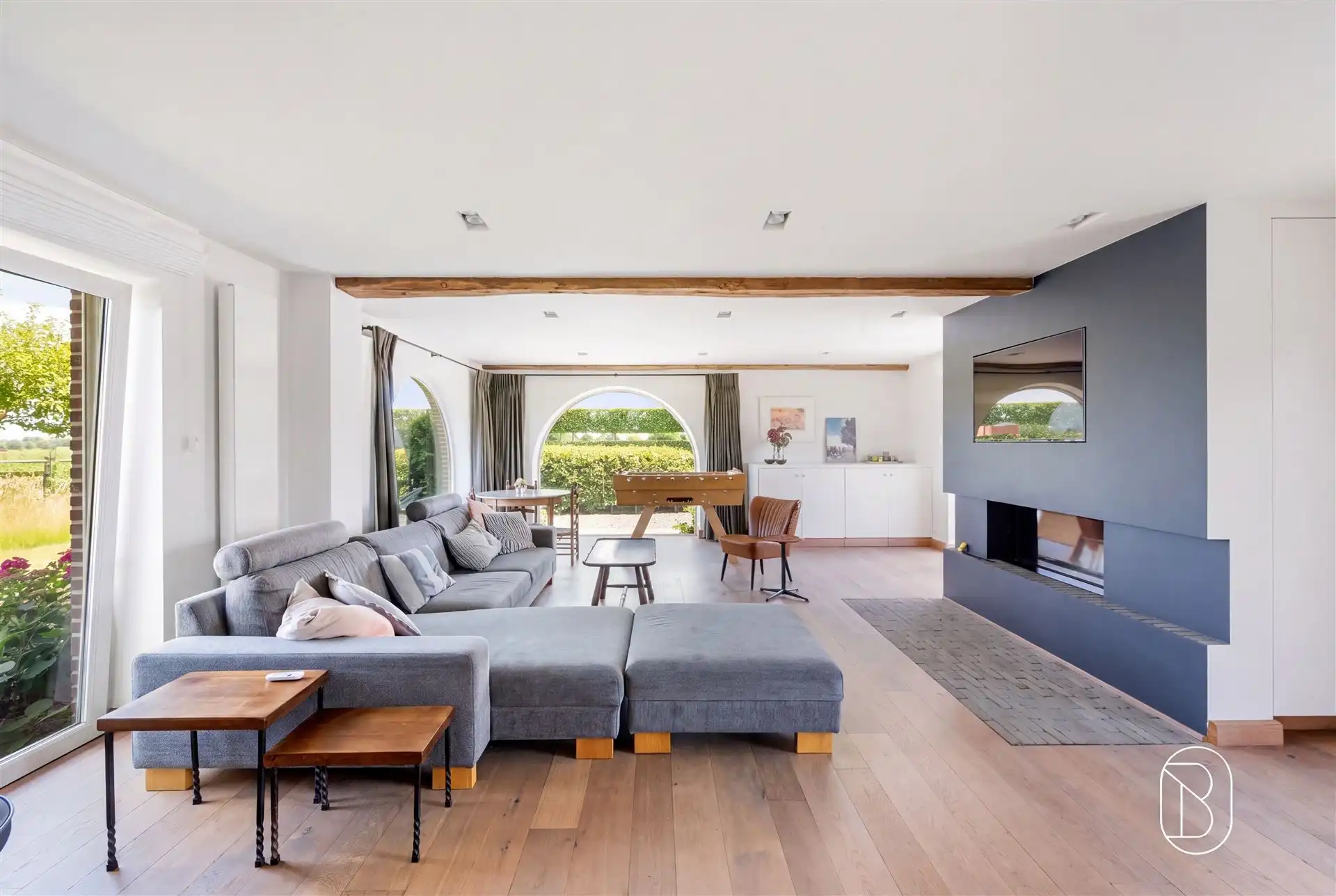 Landhuis + bijgebouw, met zwembad en privacy op 5.329 m². foto 16