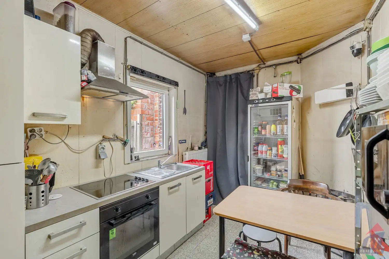 Handelshuis met dorpscafé en woongelegenheid vlakbij het kasteel van Duras foto 10