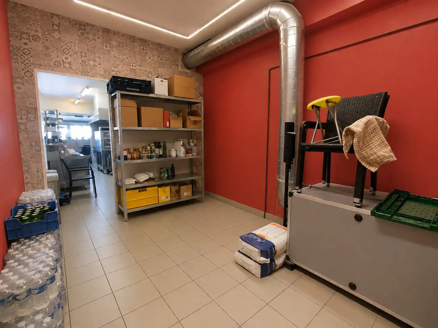 Koksijde - Commerciële handelspand op de Zeedijk foto 5