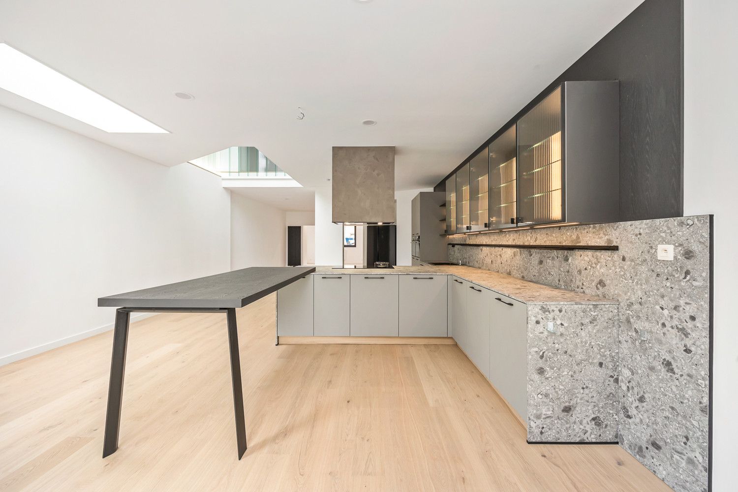 Riante volledig gerenoveerde 5-slk-woning met tuin (EPC A) foto 6