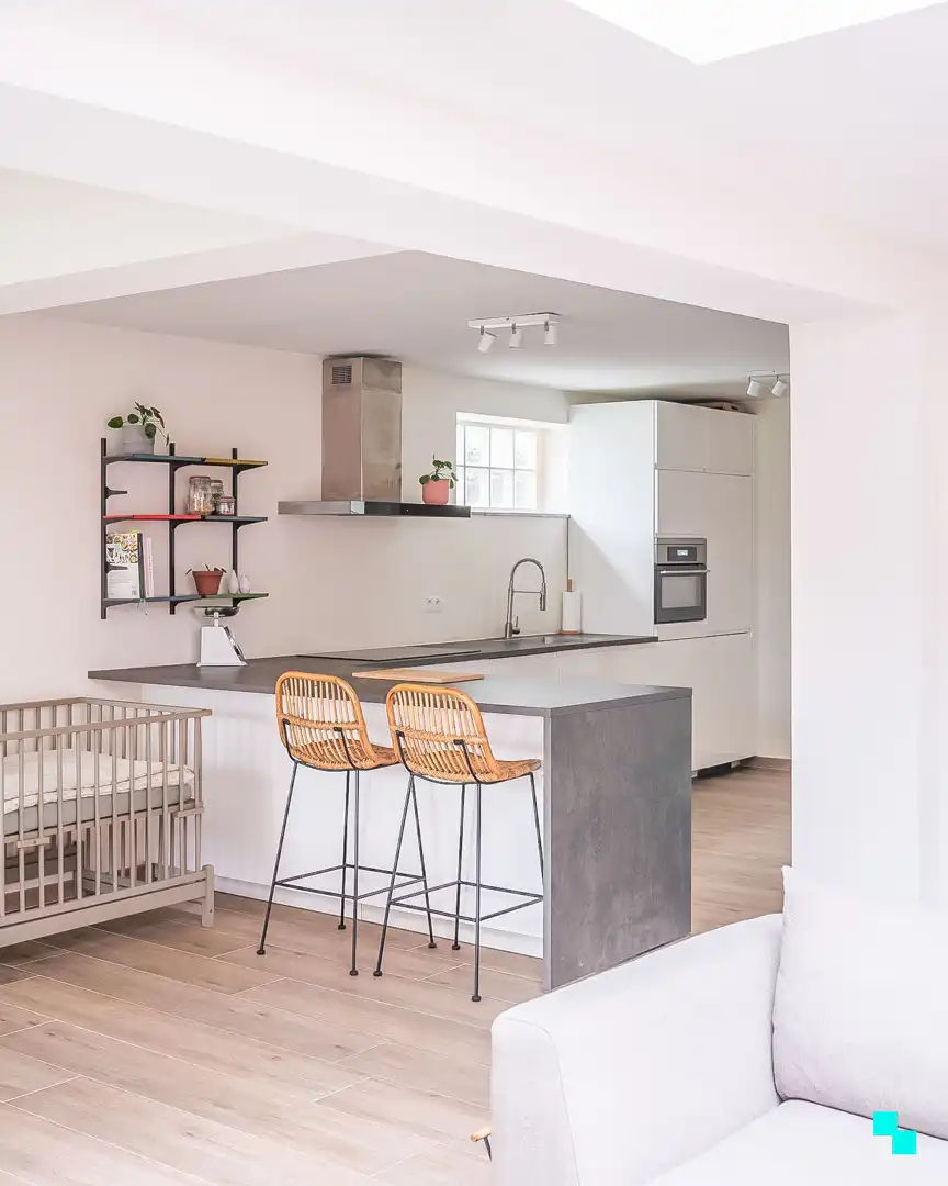 Instapklare rijwoning te Bottelare dorp met garage en tuin foto 8