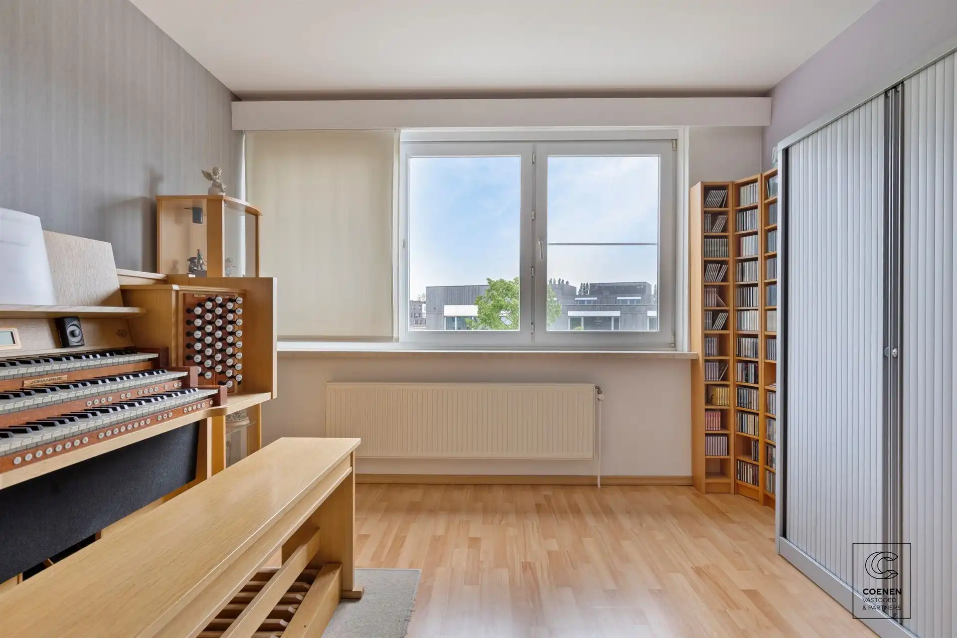 Instapklare bel-étage van 180 m² met 3 slpk's te Ekeren! foto 12