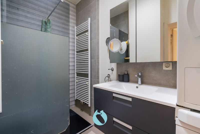 Woning met handels- of praktijkruimte foto 6