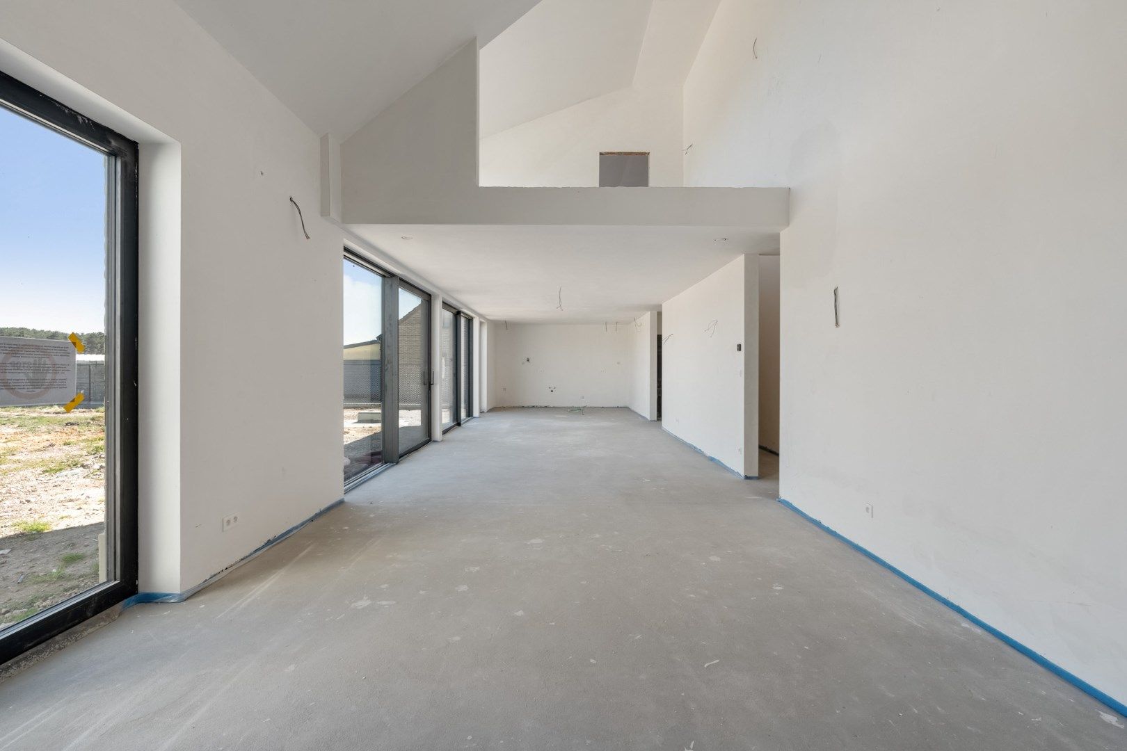 Authentieke hoeve, getransformeerd tot 2 exclusieve casco+ BEN woningen!  foto 9