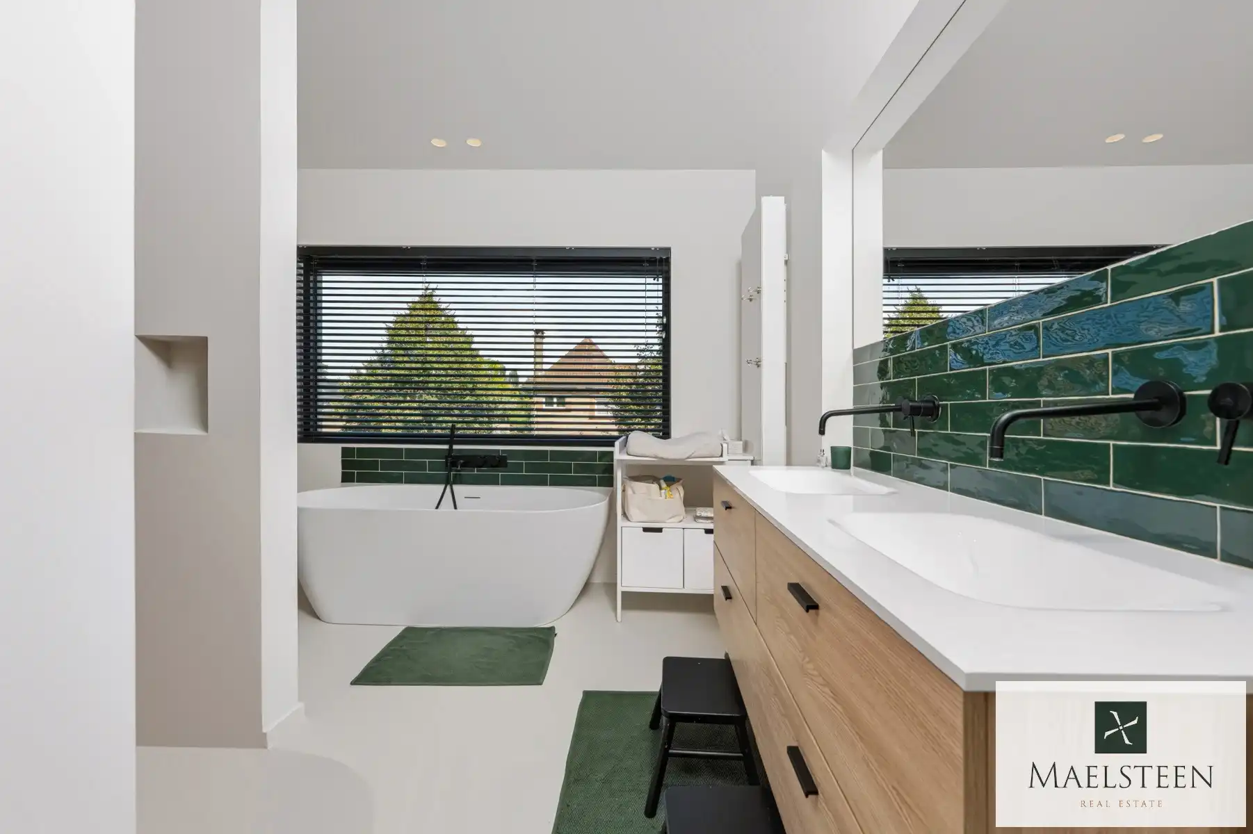 Top afgewerkte, instapklare villa op 1076 m² in Sint-Andries foto 52