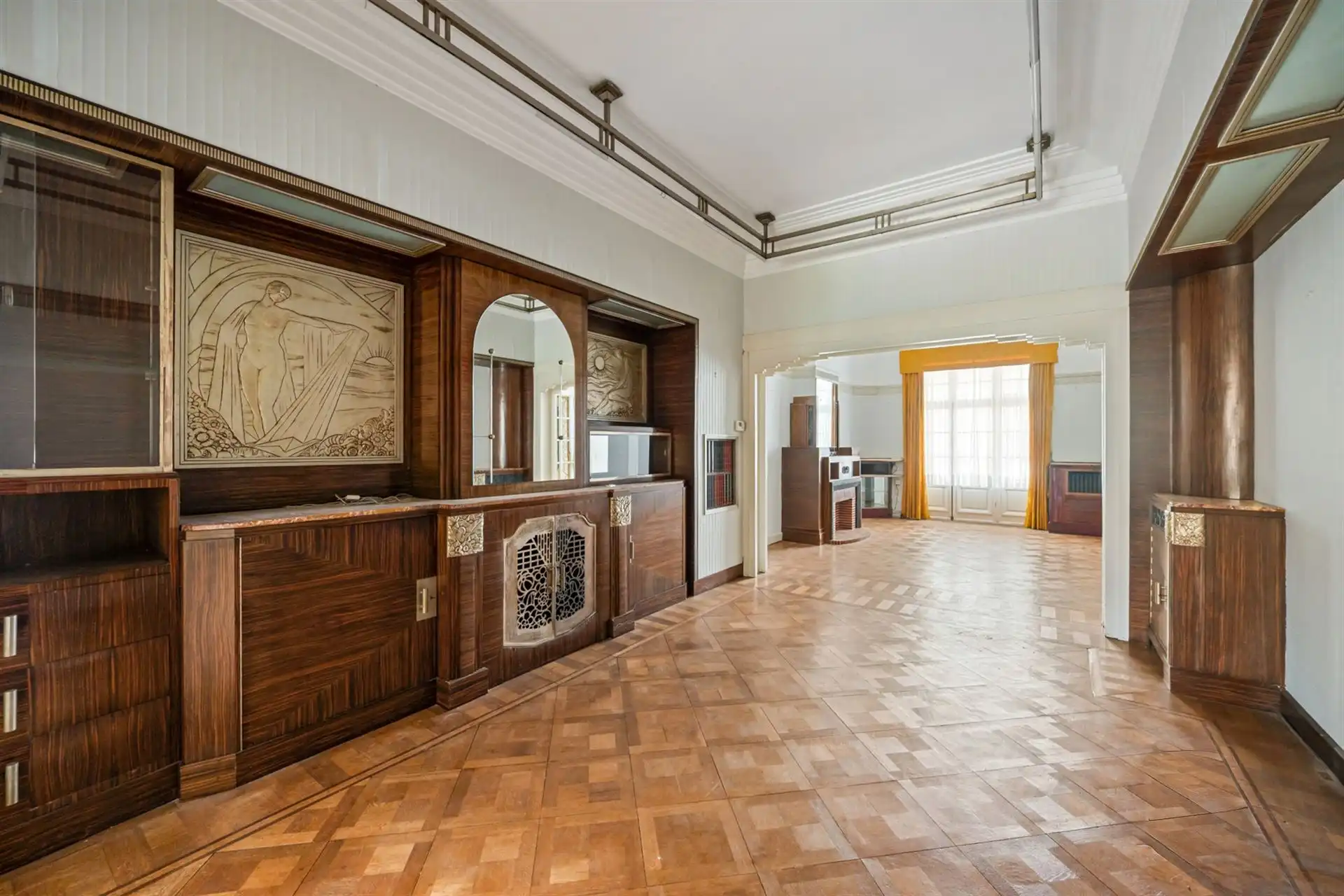 Ruime herenwoning met garage en 8 slk! foto 8