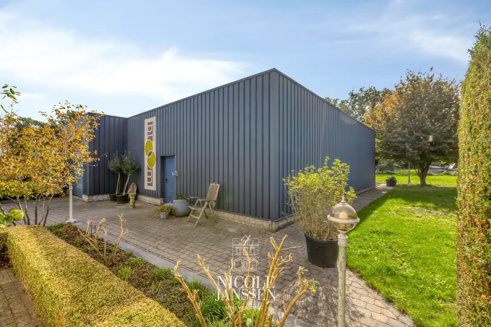 Ruime gezinswoning met loods  foto 23