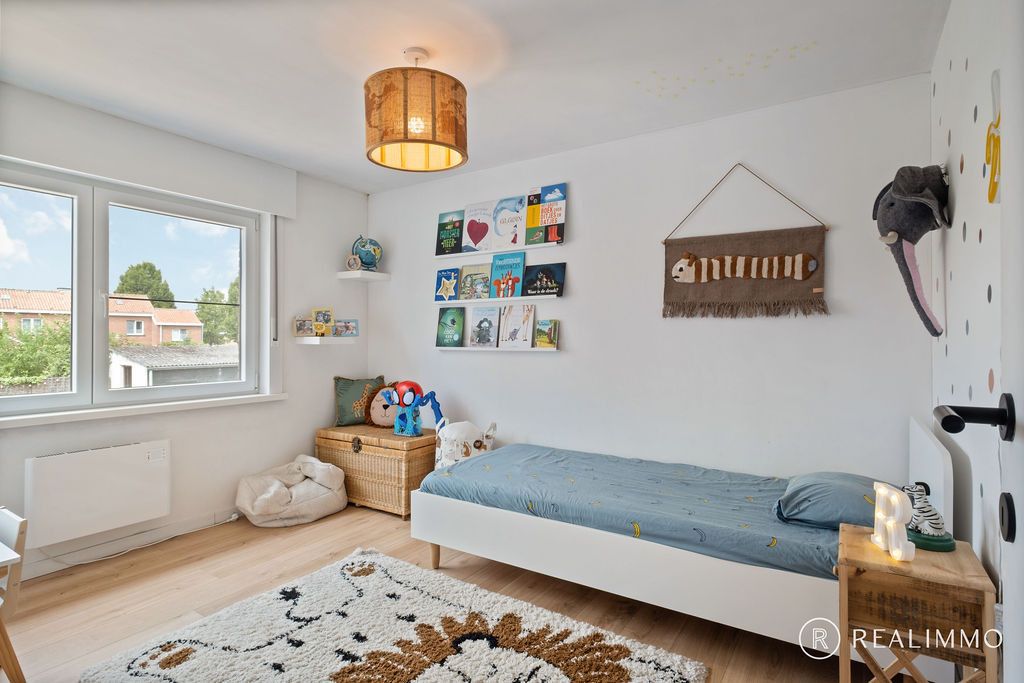 Gerenoveerde woning in rustige straat! foto 14