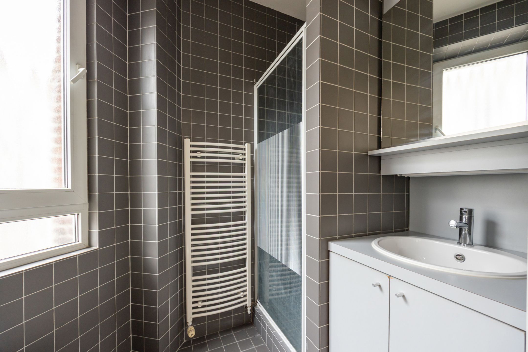 ANTWERPEN CENTRUM - Eén-slaapkamerappartement nabij Grote Markt foto 6