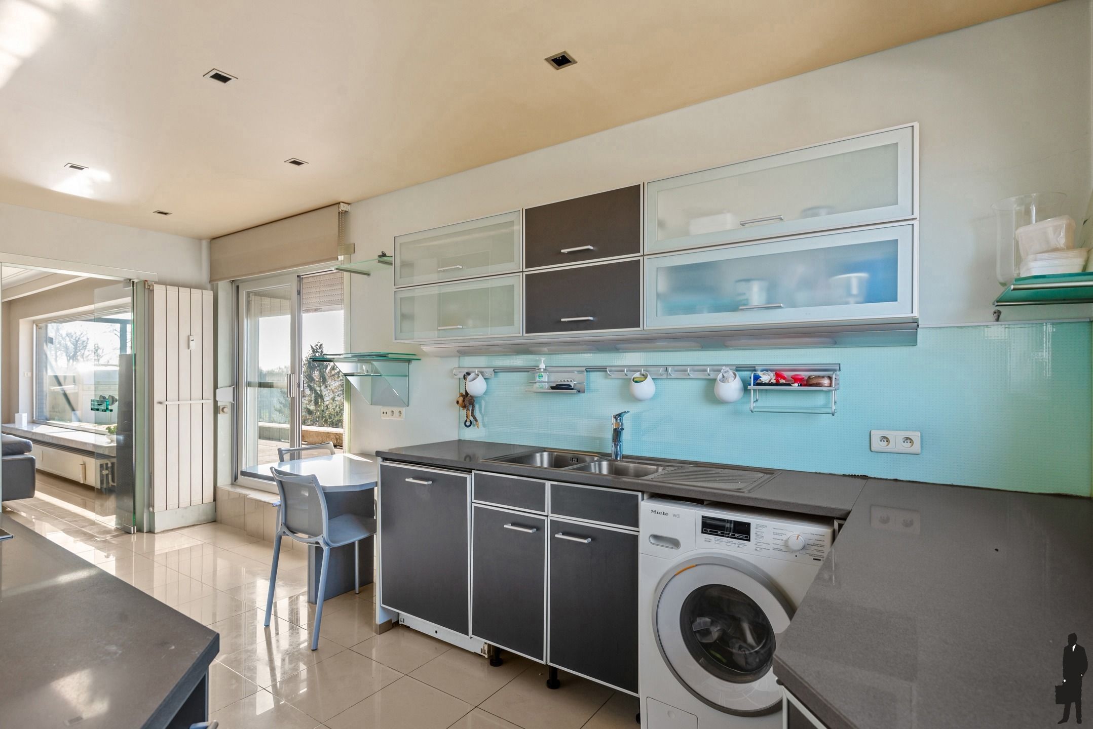 Penthouse met uniek terras foto 10