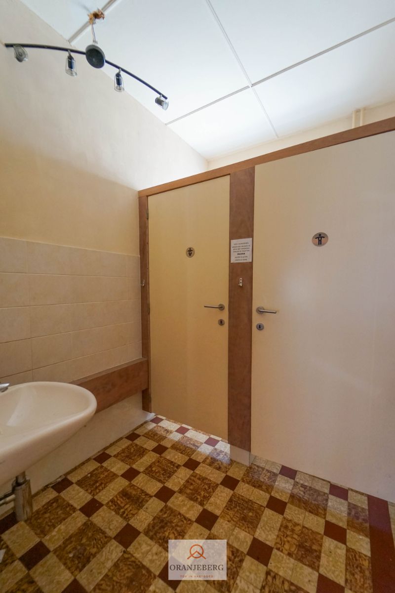 Ideaal te renoveren rijwoning + werkplaats + garage + tuin voor 591m² foto 9