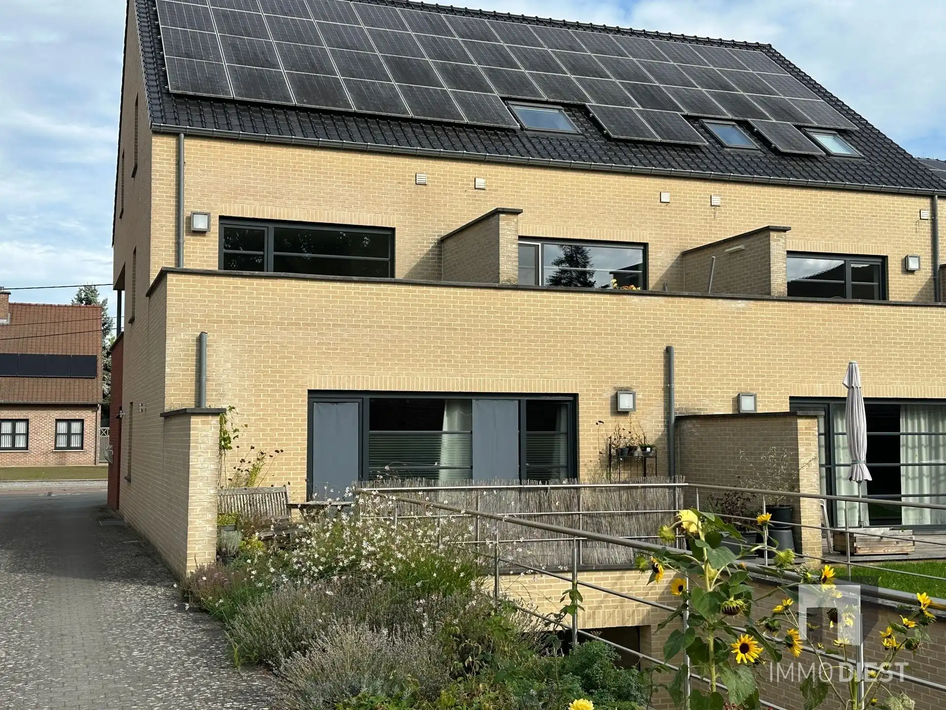 Gelijkvloers appartement met 2 slaapkamers en ruim terras foto 22