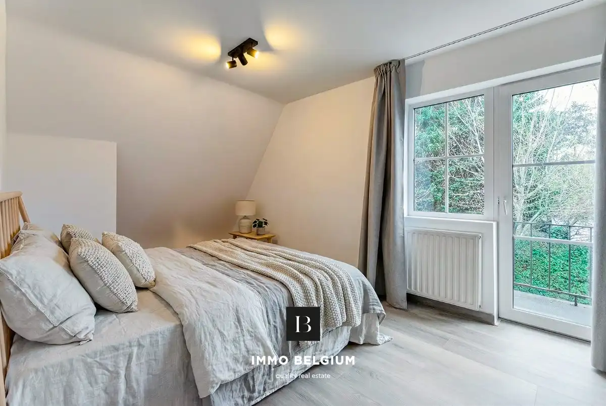 Prachtig gerenoveerde woning op 700m van het strand foto 14