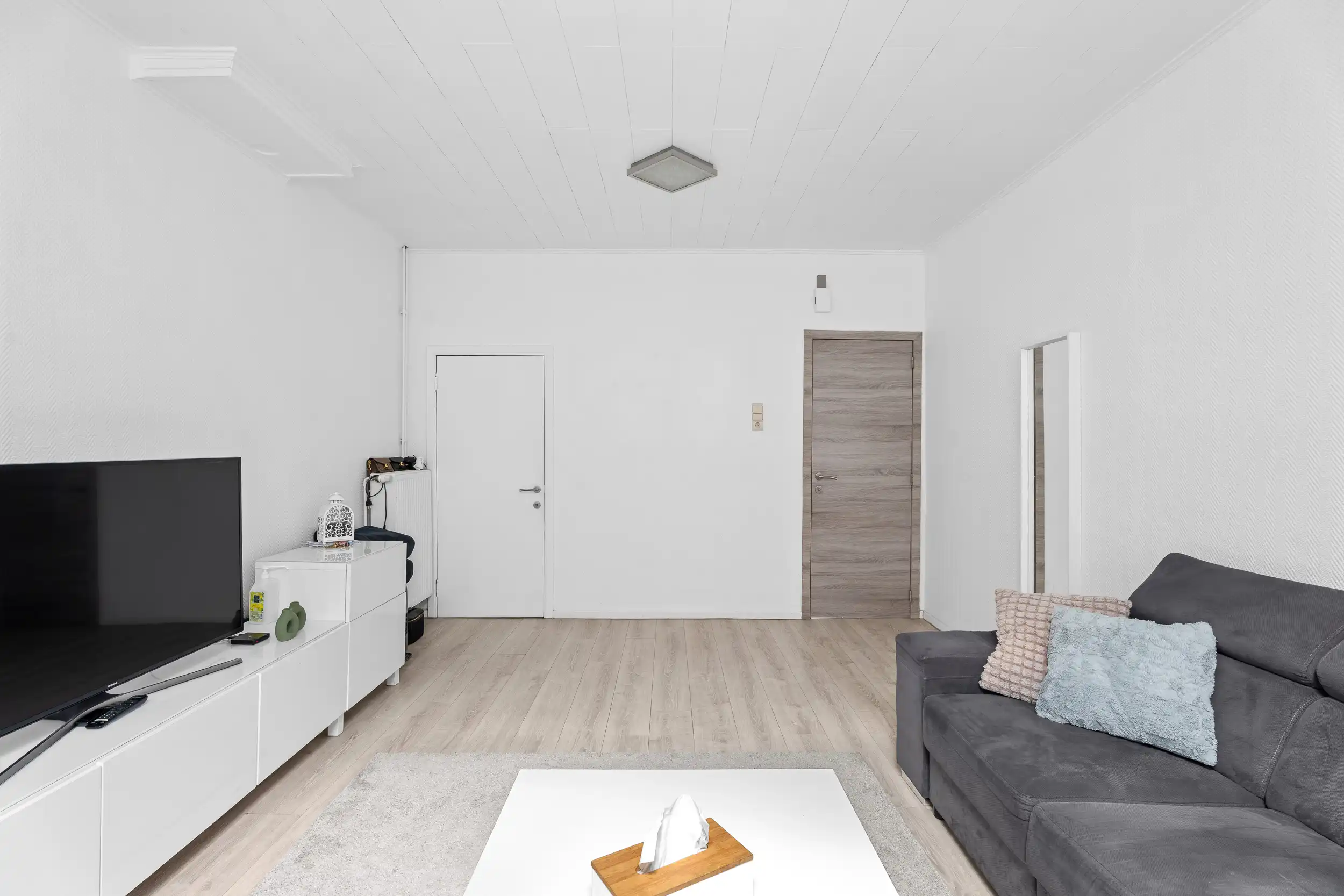 Ruime woning met 4 slaapkamers en unieke achteruitgang! foto 2