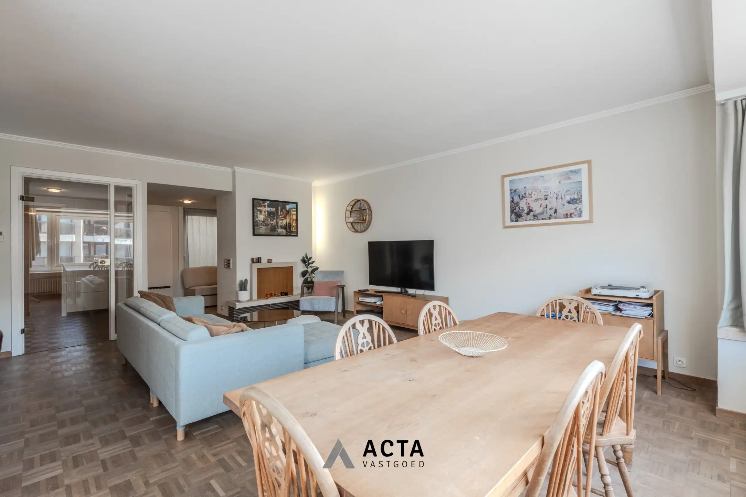 Instapklaar 3-slaapkamerappartement met 2 terrassen in het centrum van Oostende foto 4