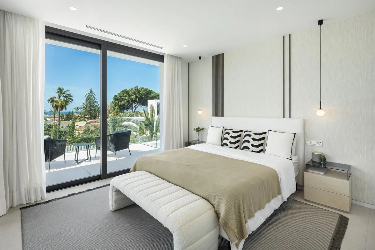 Stijlvolle villa in Marbella Oost – jouw ultieme woning aan de Costa del Sol foto 12