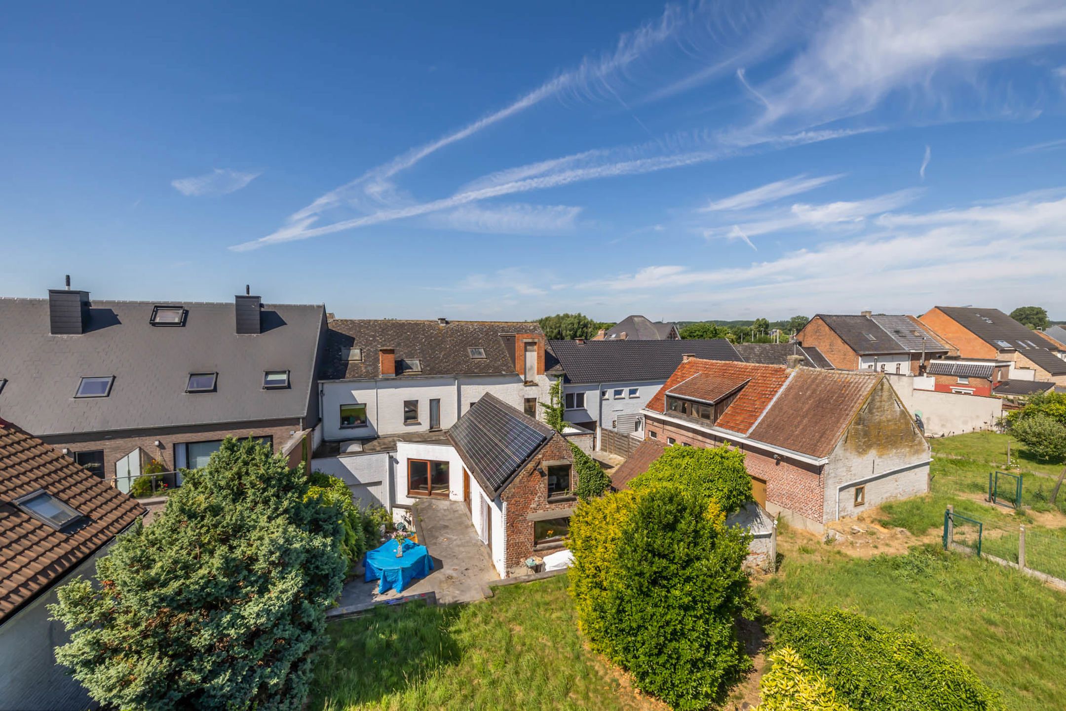 Ruime handelspraktijk met woning en tuin nabij centrum foto 28