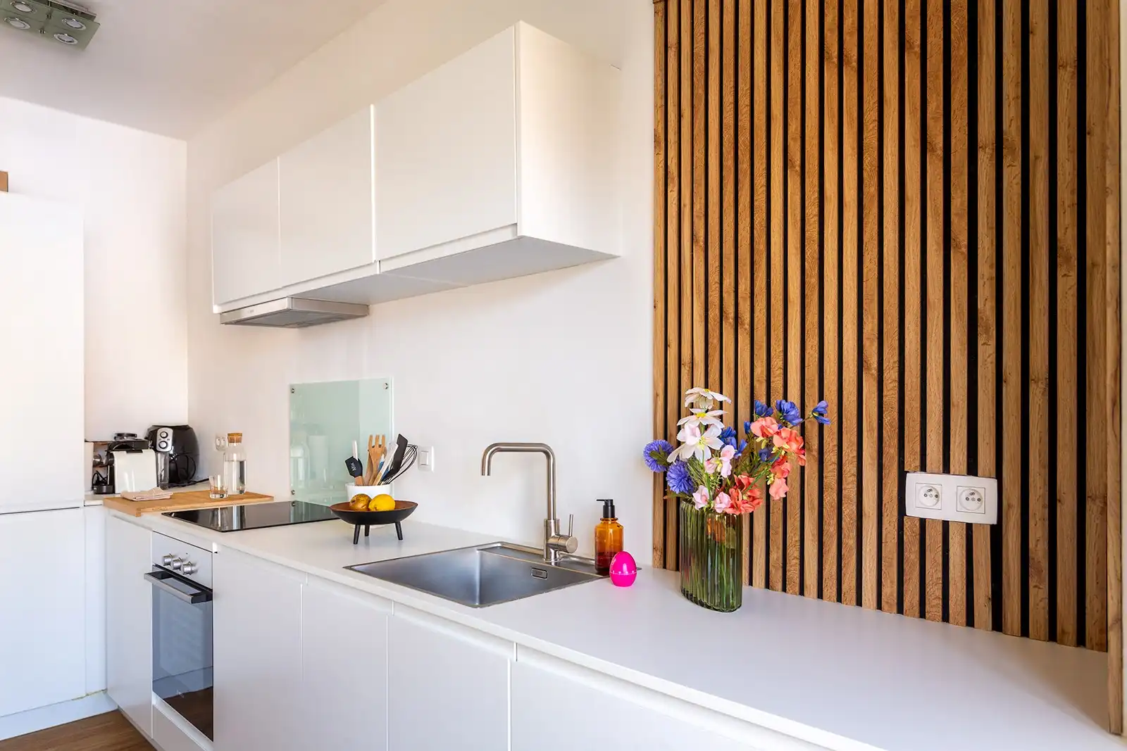 Gerenoveerde flat in hartje Antwerpen foto 2