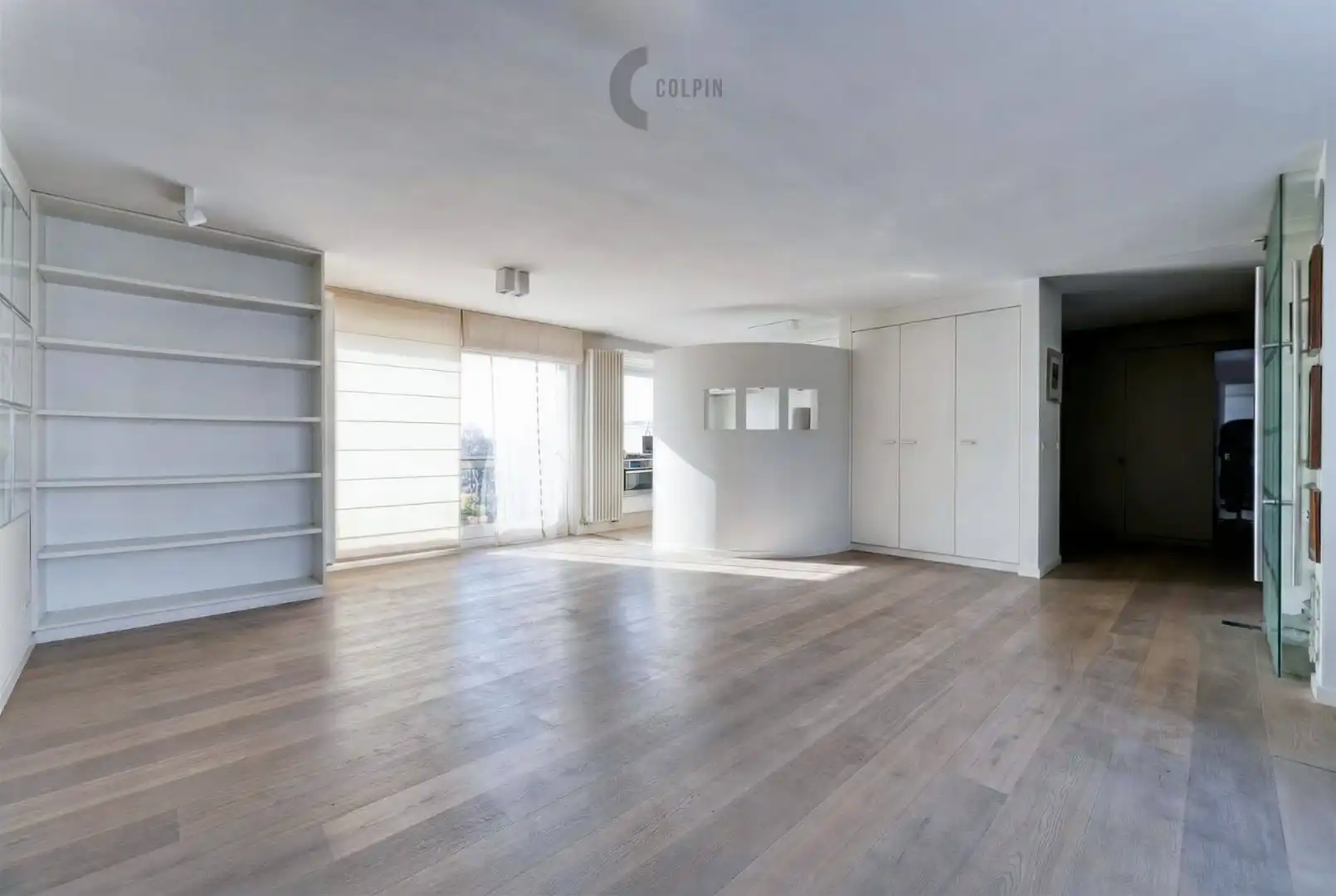 Prachtig penthouse appartement in de Knokkestraat met 125 m2 aan terrassen. foto 4