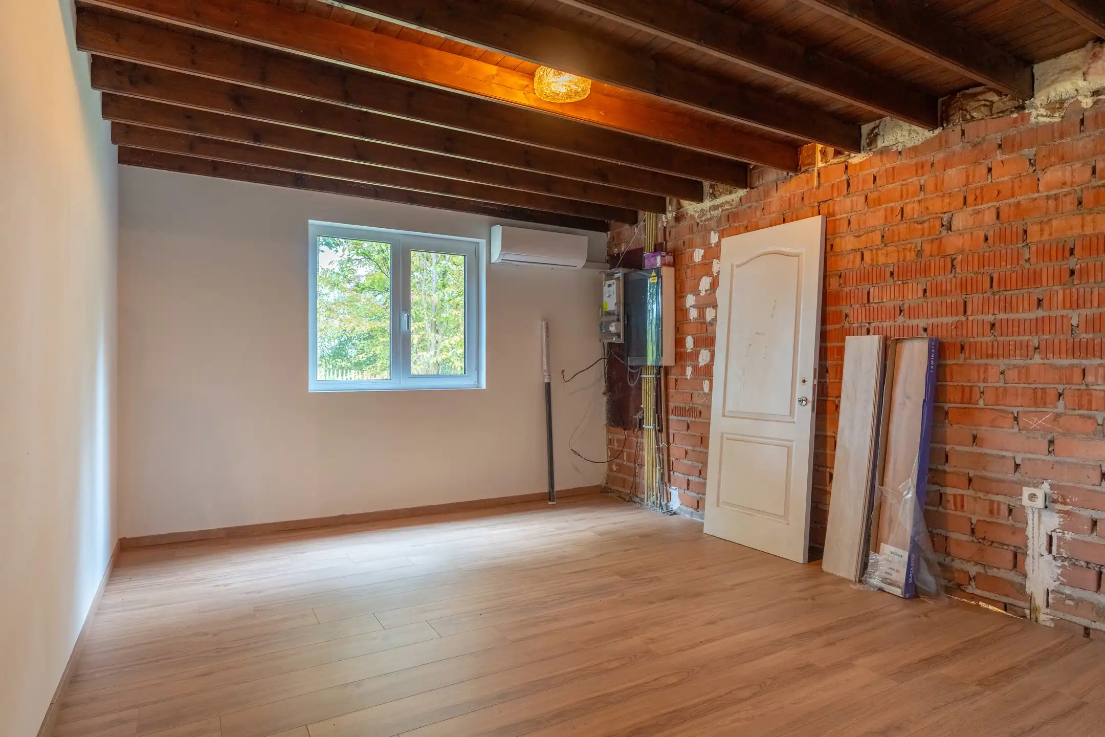 Ger. woning met 3 slpk en grote garage/werkplaats op 1.705 m² foto 28