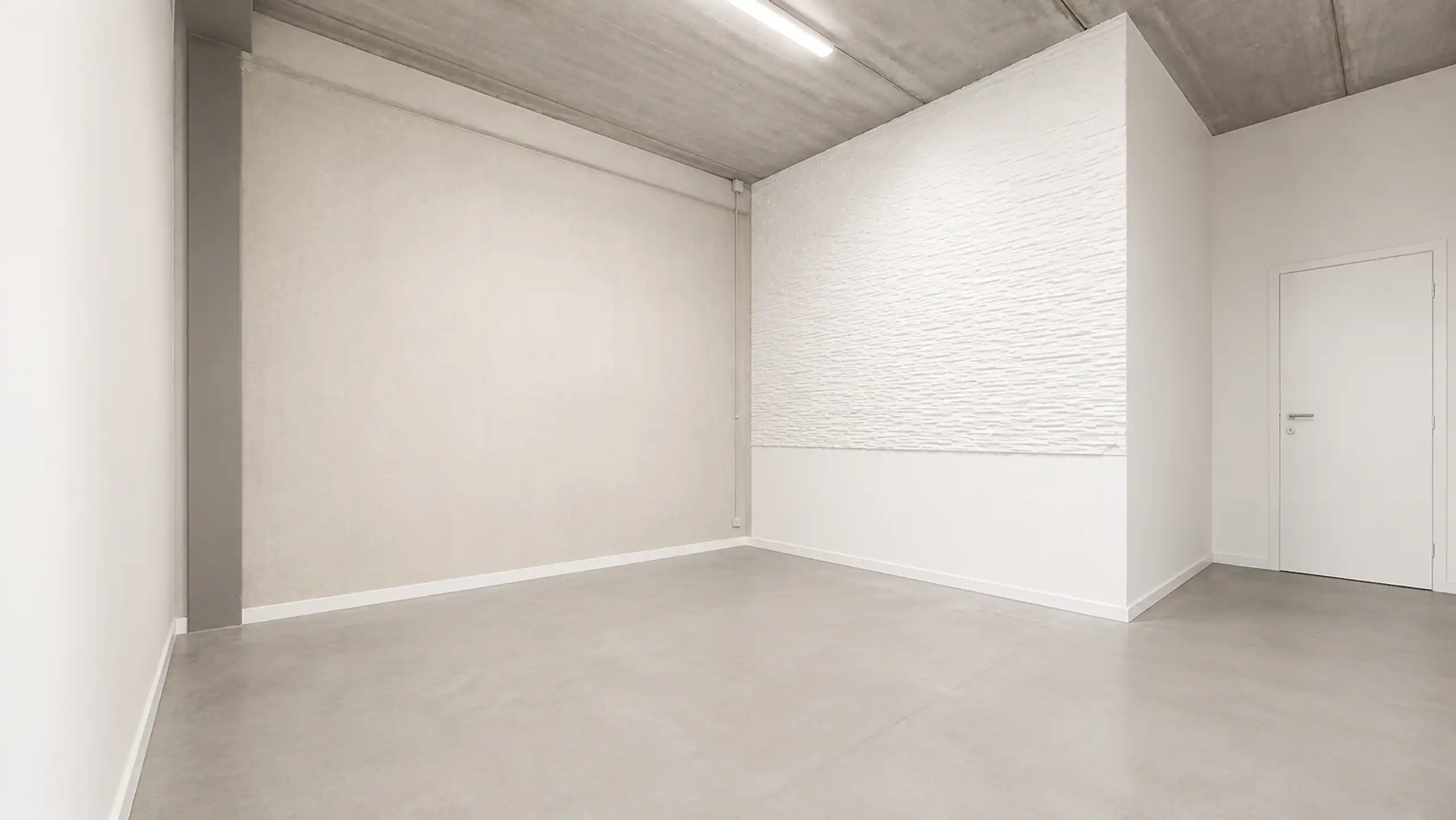 Recente KMO-unit van 400m² met kantoren op toplocatie in HZ! foto 18