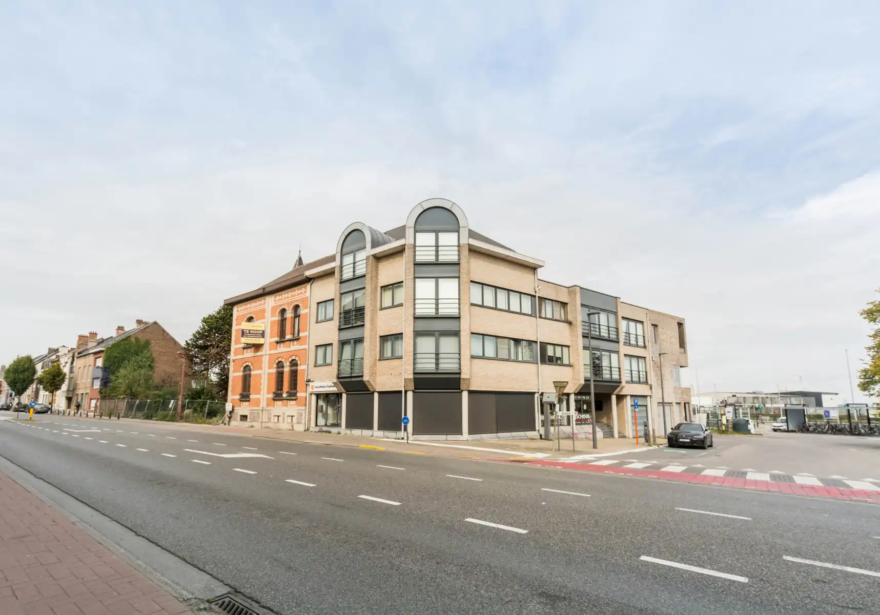 Ondergrondse autostandplaats  foto {{pictureIndex}}