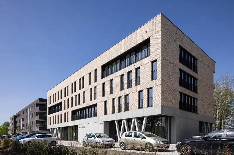 Exclusieve gemeubelde kantoren van 525 m² in Sint-Denijs-Westrem foto 17