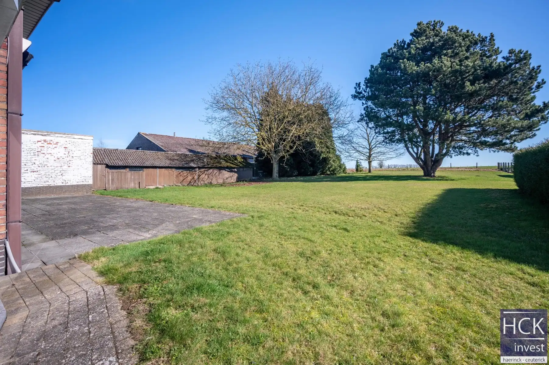 KRUISHOUTEM - Te renoveren alleenstaande villawoning op 2231m² foto 12