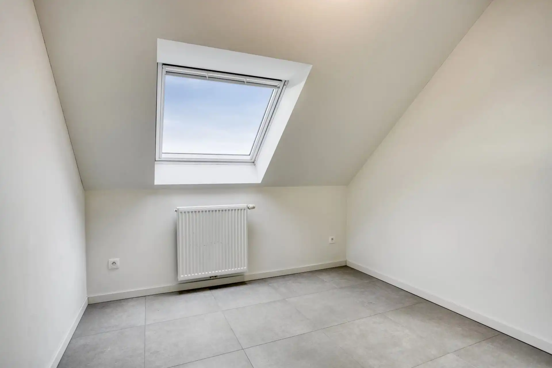 ENERGIEZUINIGE RECENTE WONING MET 4 SLAAPKAMERS MET GARAGE IN GINGELOM foto 23