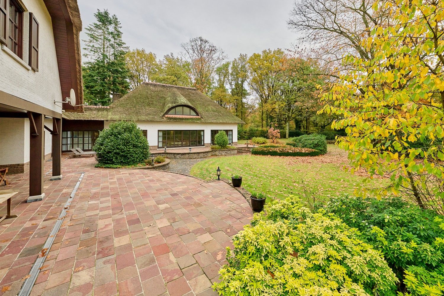 Exclusieve villa op toplocatie – een oase van rust en comfort nabij Maasmechelen en Genk foto 33