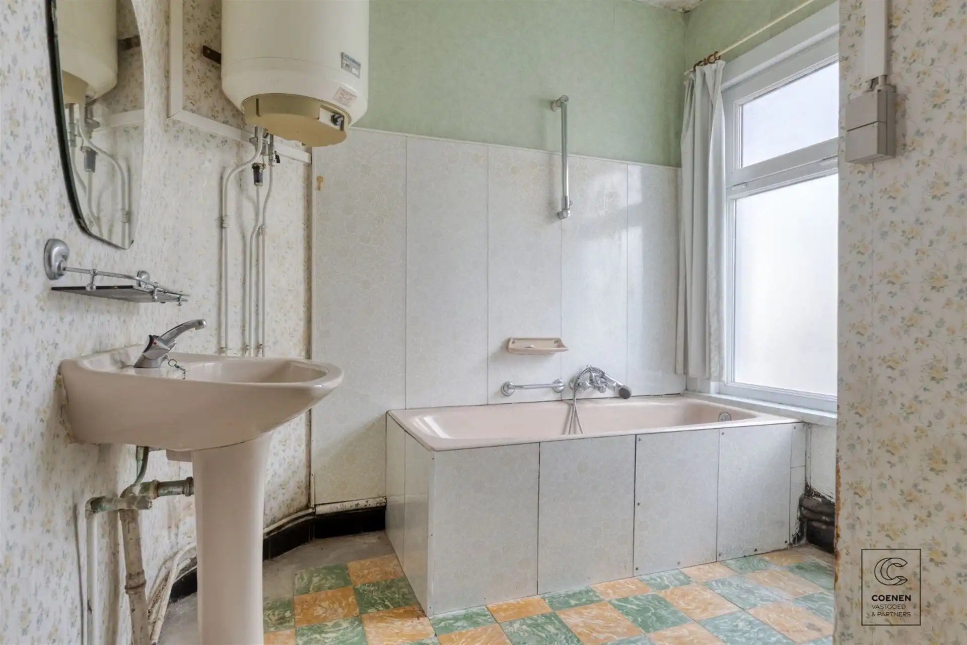 Te renoveren woning met 2 slpk op absolute toplocatie foto 14