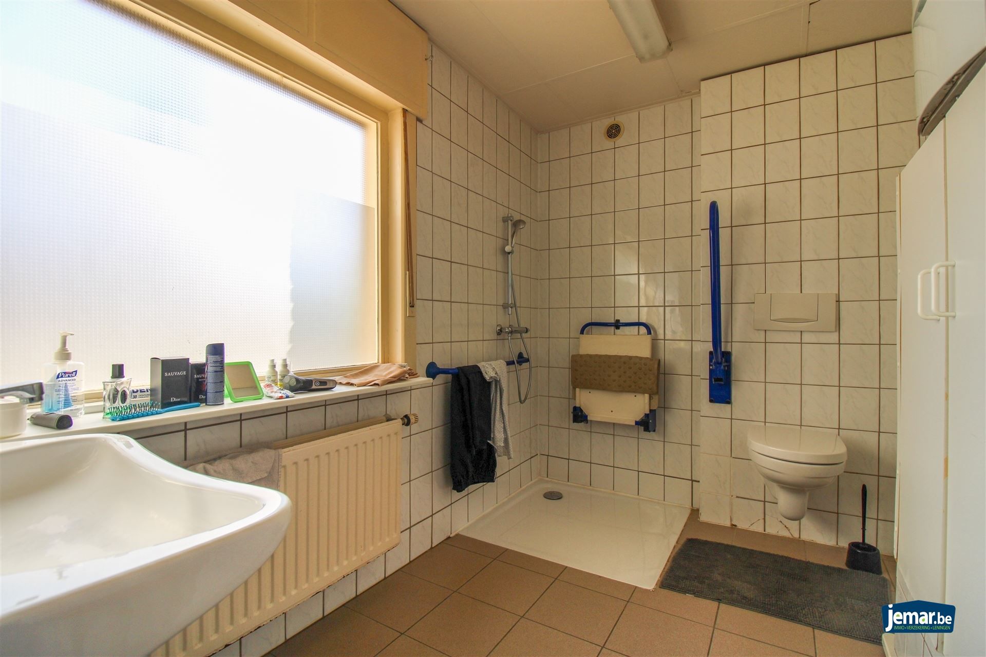 Uniek pand bestaande uit hoofdwoning en volwaardige bijbouw (momenteel verhuurd) gelegen langs de Joseph Smeetslaan in Maasmechelen! foto 5