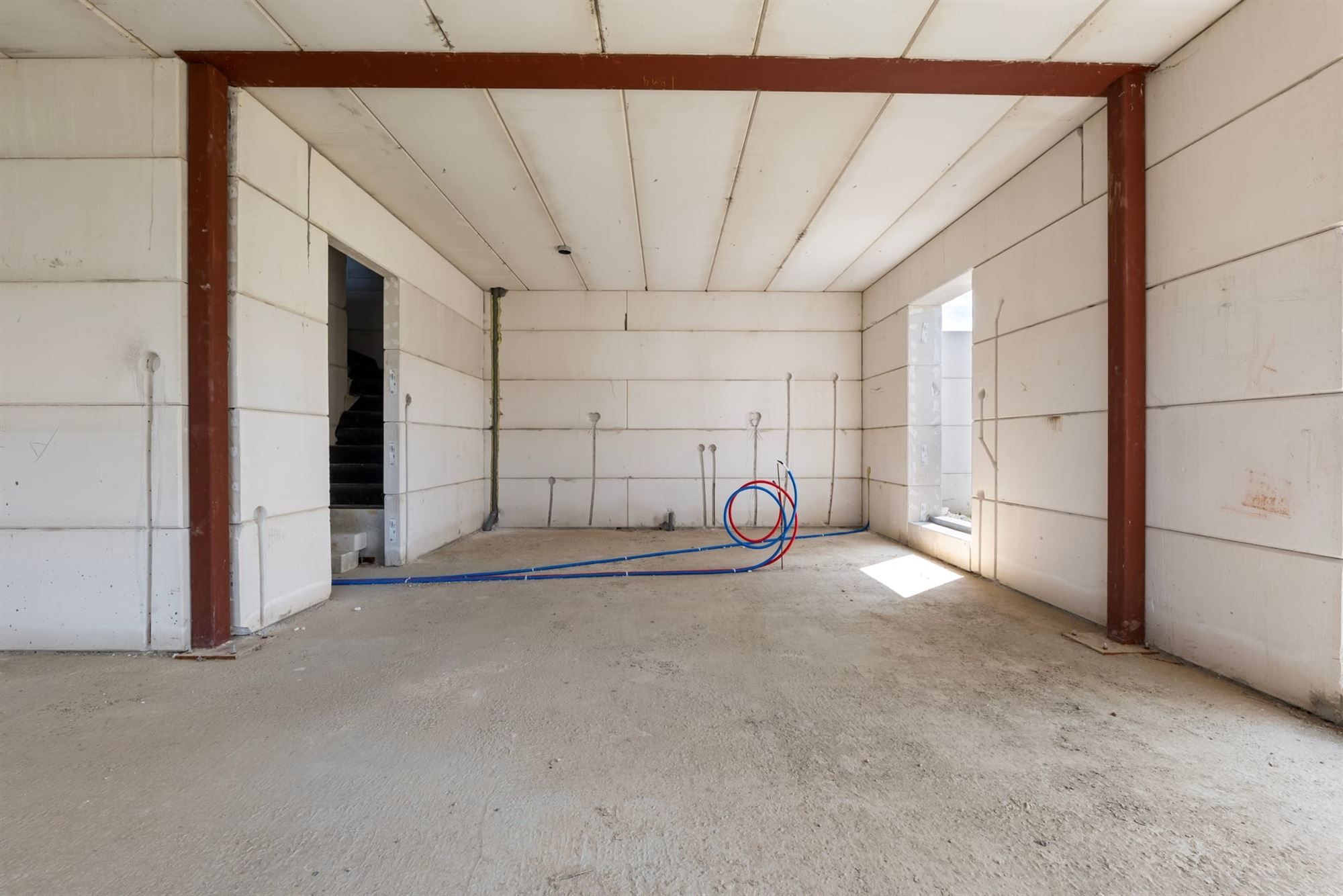 CASCO HALFOPEN BEBOUWING IN MODERNE STIJL MET CARPORT IN ALKEN foto 12