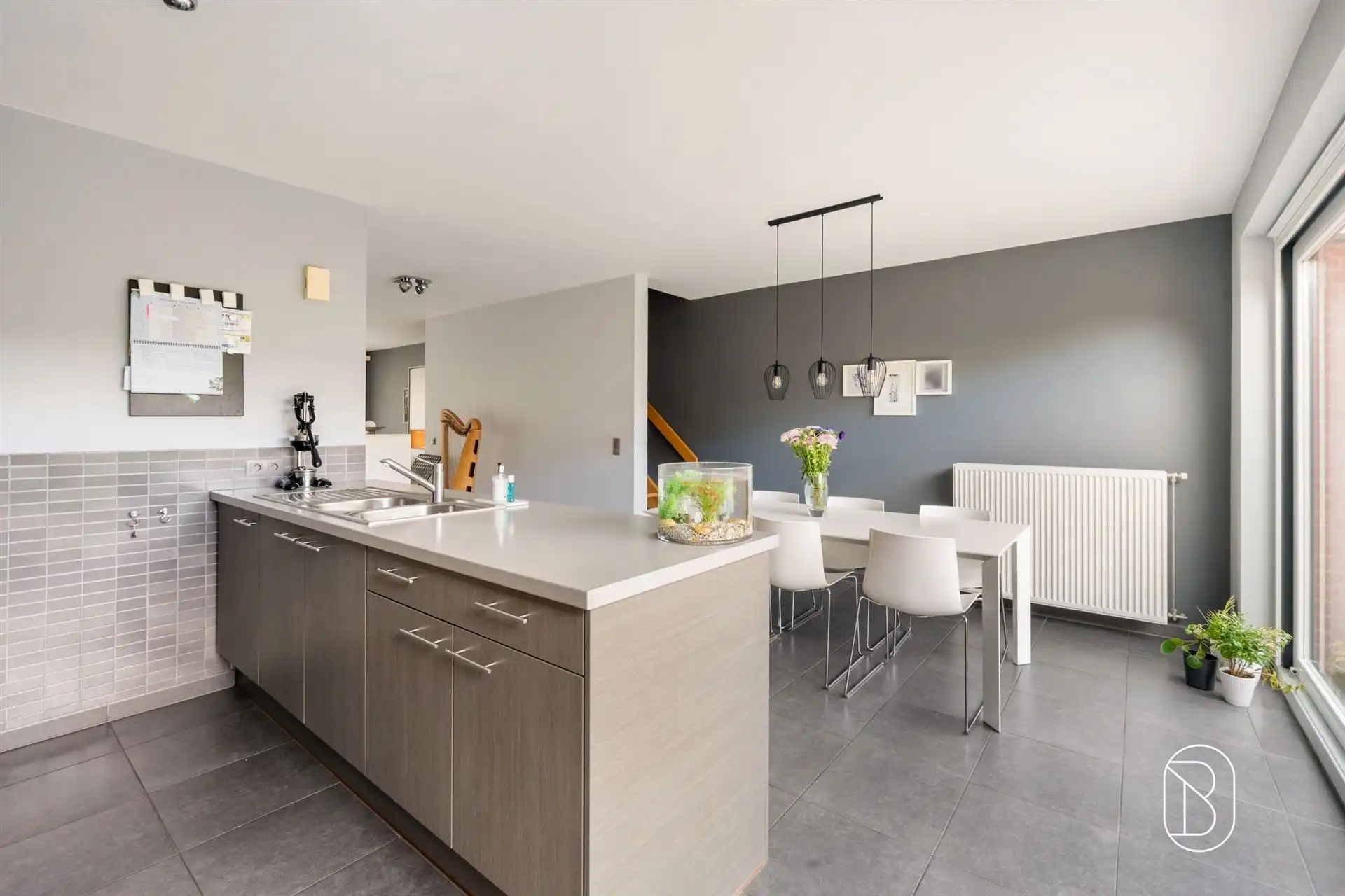 Topgelegen energie-woning met tuin, garage en 3 slk.  foto 5