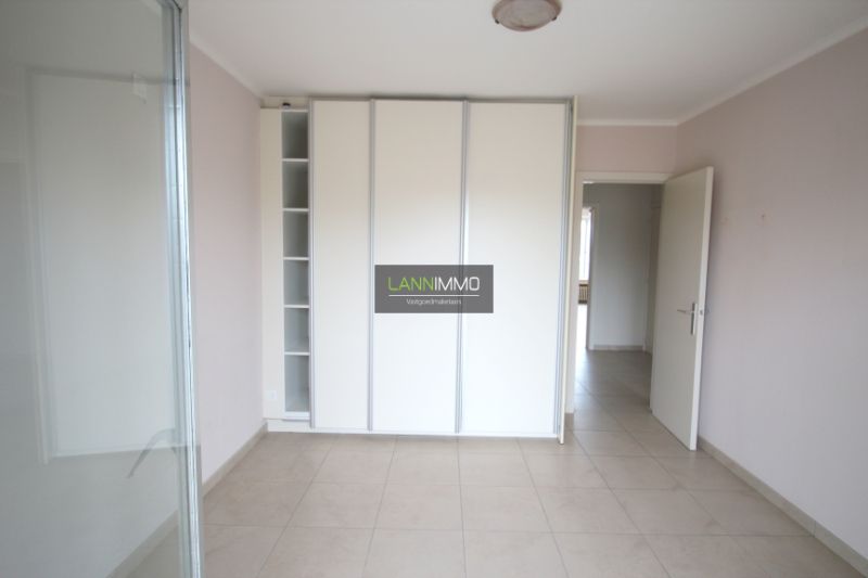 Leuk centraal gelegen 2 slaapkamer appartement foto 10