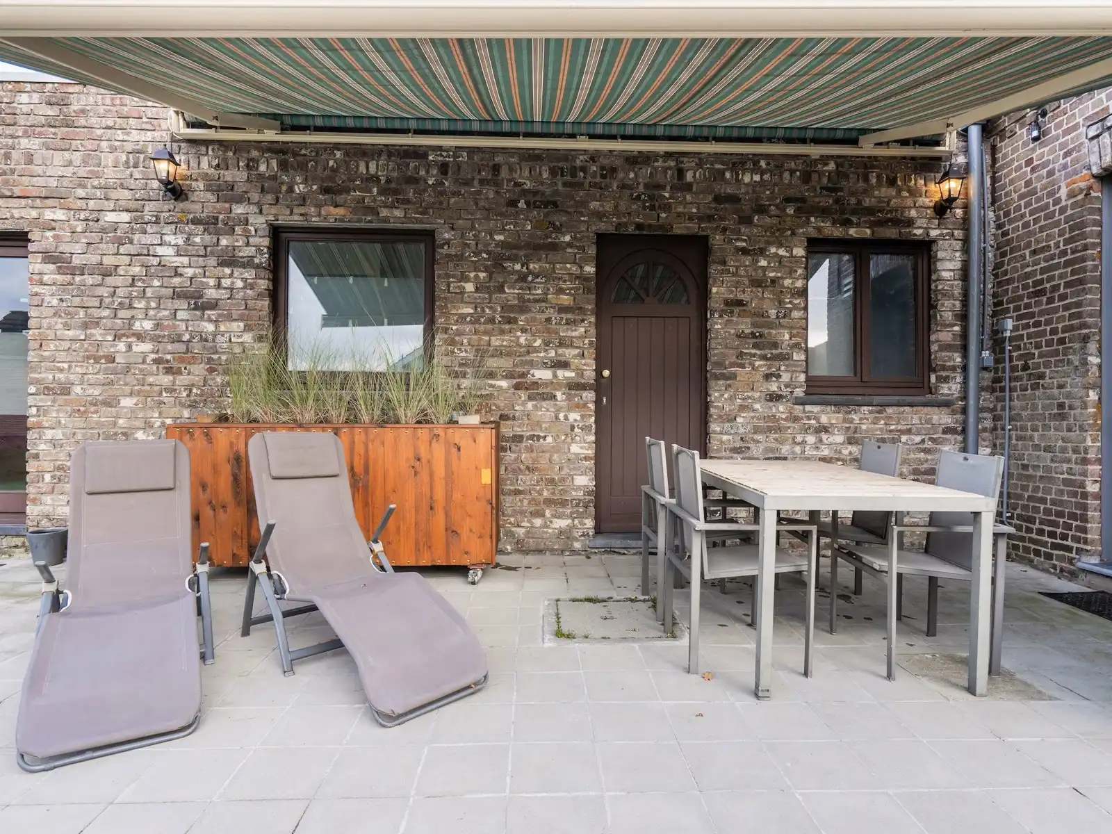 Landelijk gelegen woning met 4/5 slpks, zwembad en tuin foto 12