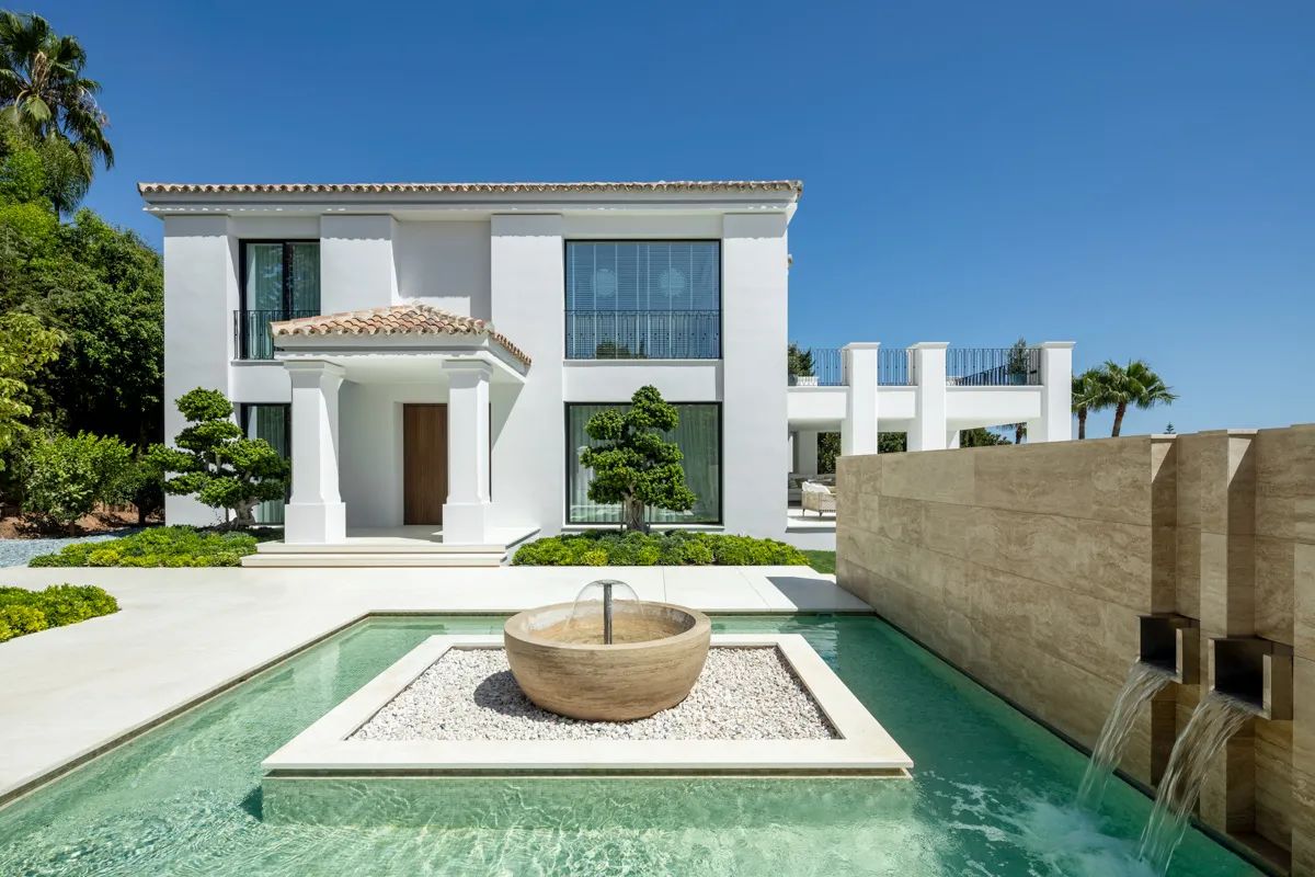 ()=>{if(producerUpdateValueVersion(node),producerAccessed(node),node.value===ERRORED)throw node.error;return node.value} Villa Rossini - 29600 Marbella
